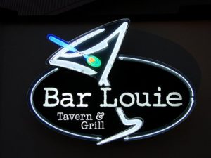 bar_louie_logo