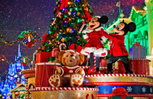 minnie-mickey-mouse-disney-world-christmas-parade-m