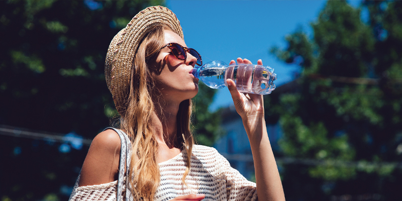 staying hydrated during hot summer