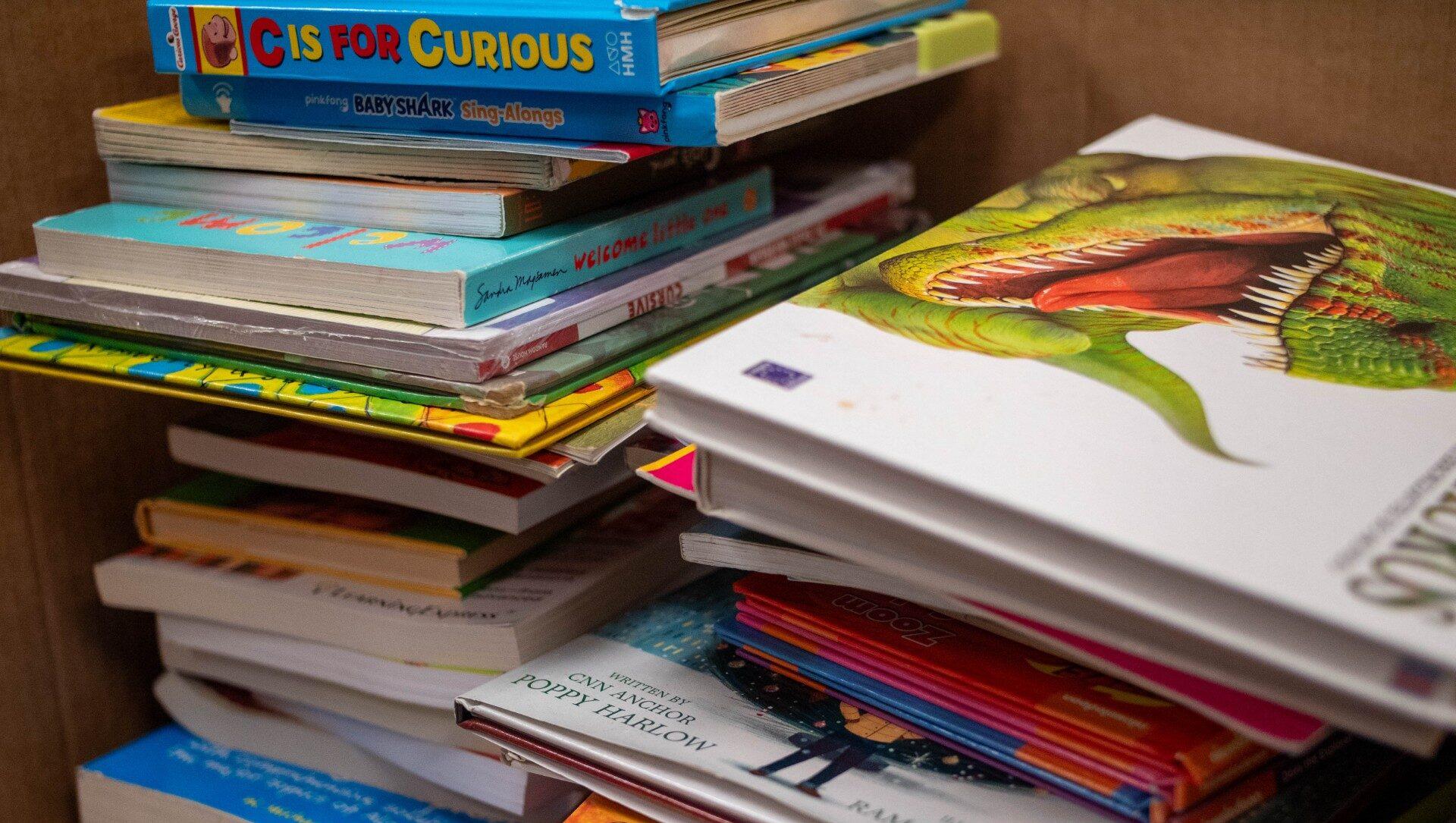 Orlando Utilities Commission Donates Nearly 2,000 Books to Little Free ...